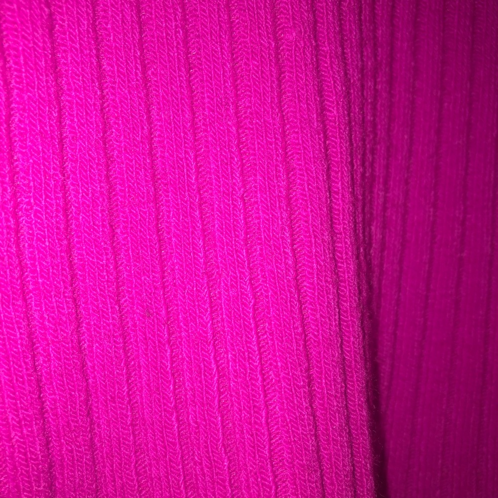 Free People Small Fuschia Ribbed Turtle Neck - Picture 5 of 7